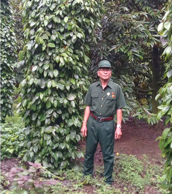 CỰU CHIẾN BINH NGUYỄN MINH BÁCH, TẤM GƯƠNG ĐIỂN HÌNH LÀM KINH TẾ GIỎI Ở XÃ EA NA